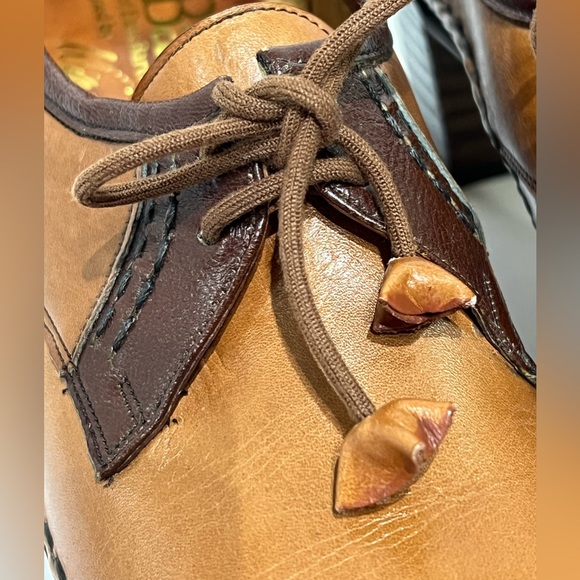 Like new Barker of Earls of Barton,England designed by William Barker Sz 6.5 - Picture 13 of 17